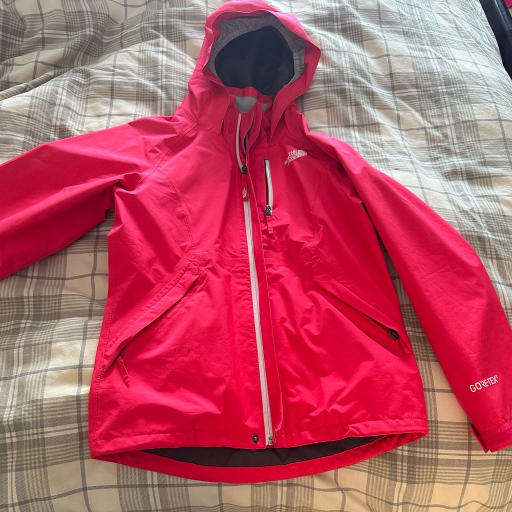 The North Face Kids Pink Raincoat M 10/12